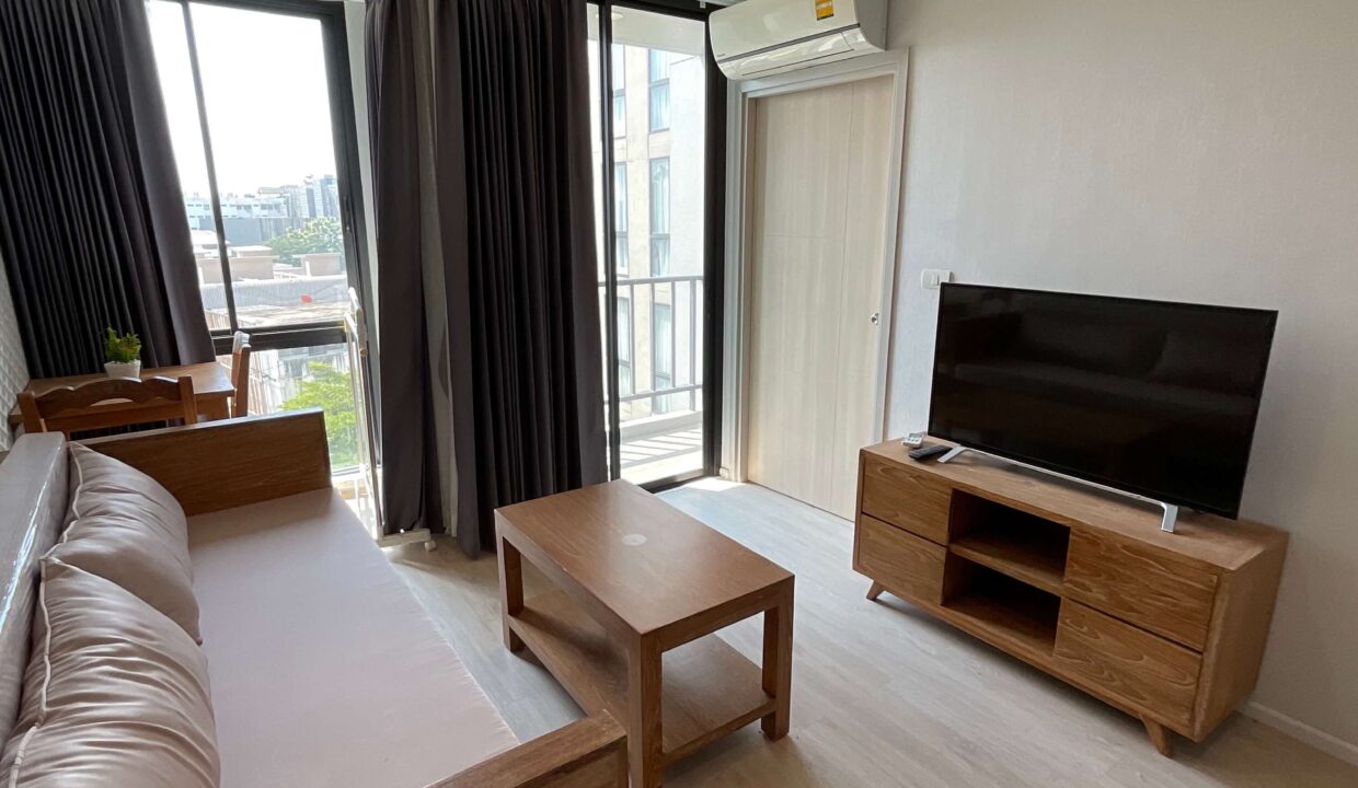 Palm spring nimman royal for rent1